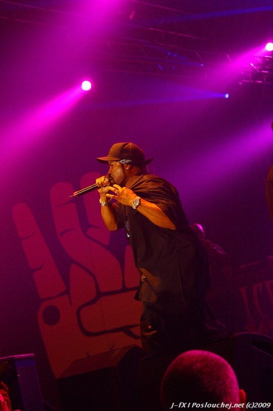 ice cube - 10.4.09